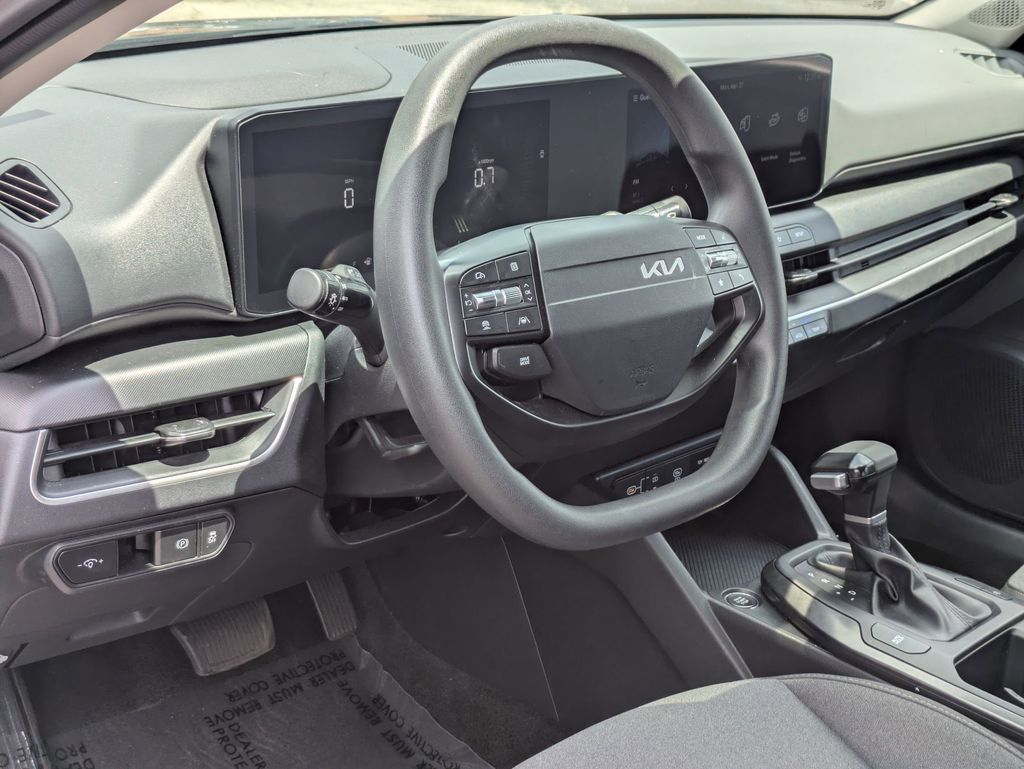 Thumbnail: 2025 Kia K4 - 14