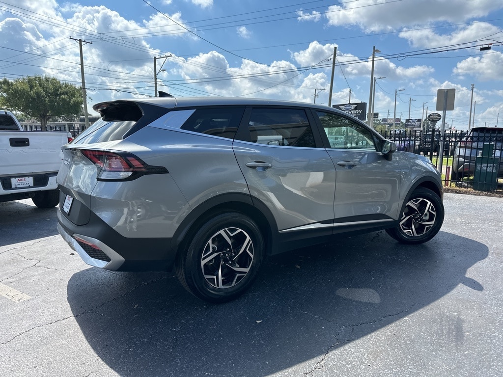 Thumbnail: 2024 Kia Sportage - 5