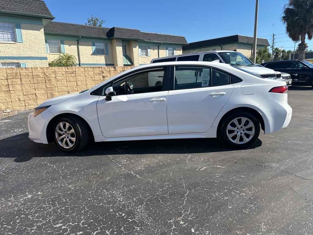 Thumbnail: 2024 Toyota Corolla - 8
