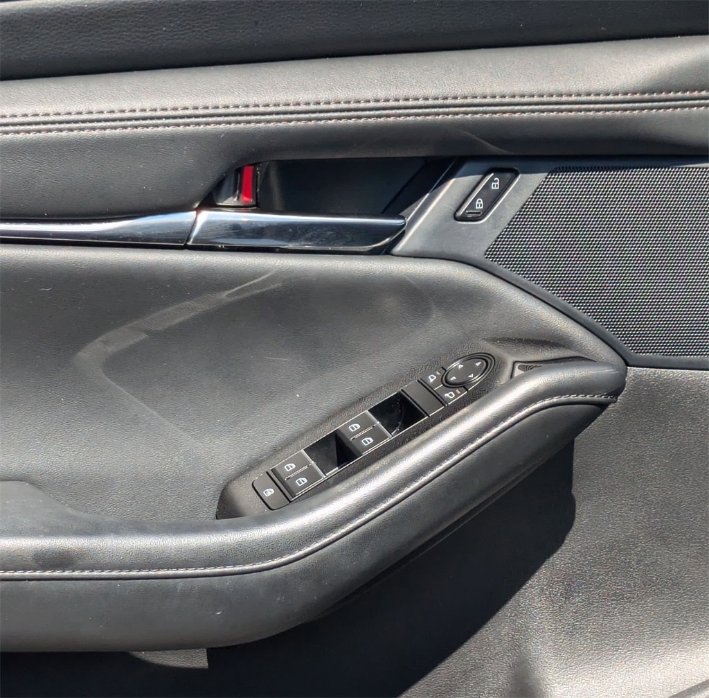 Thumbnail: 2025 Mazda Mazda3 - 13