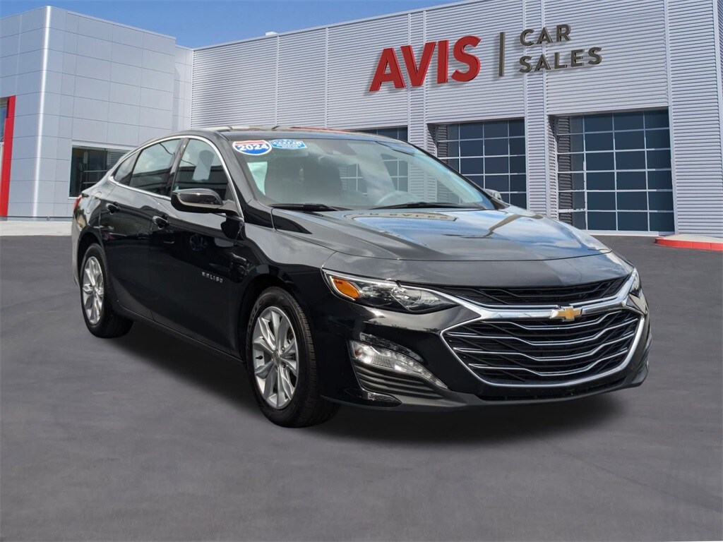 2024 Chevrolet Malibu 1LT photo 3