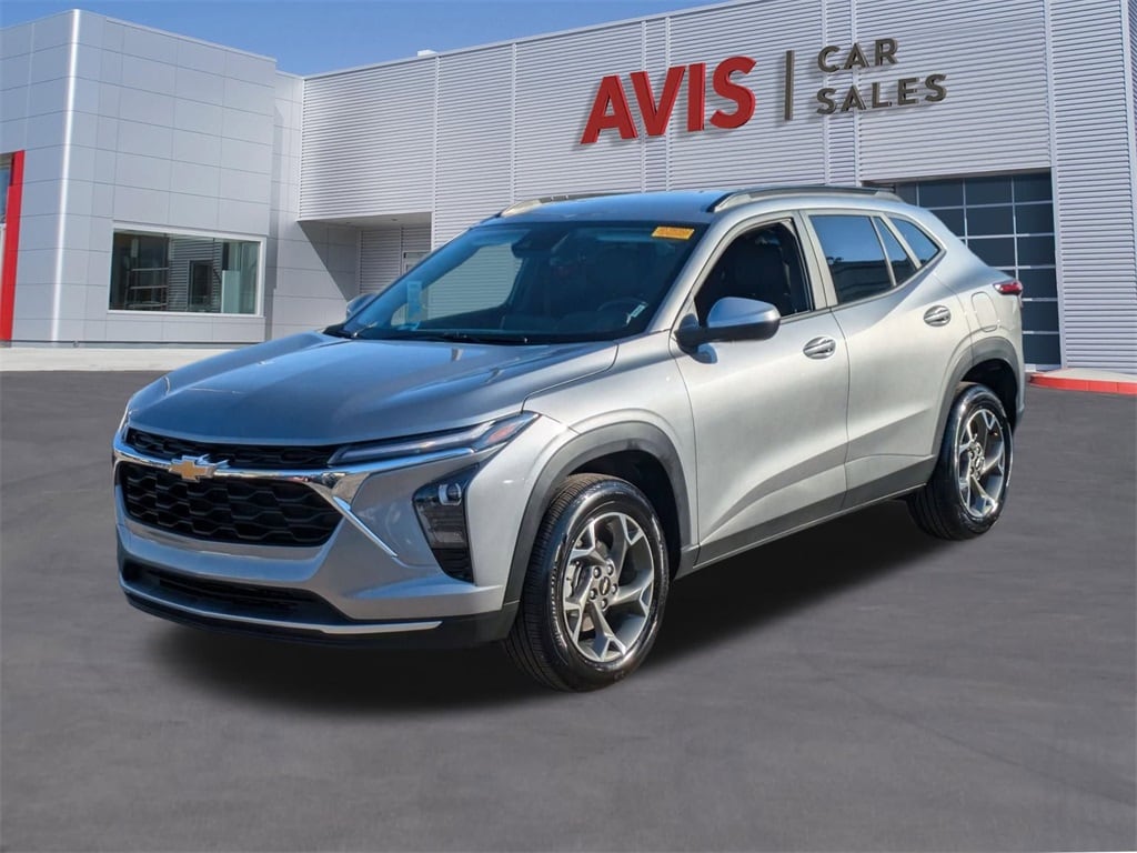 Thumbnail: 2025 Chevrolet Trax - 1