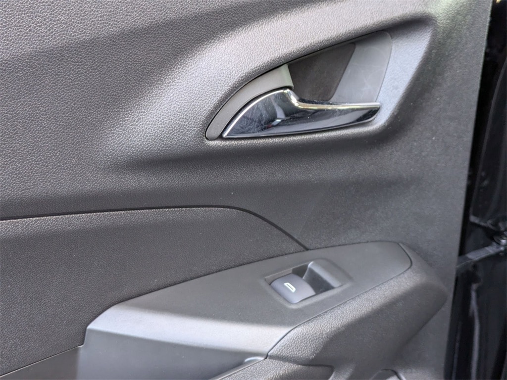 Thumbnail: 2025 Chevrolet Trax - 26