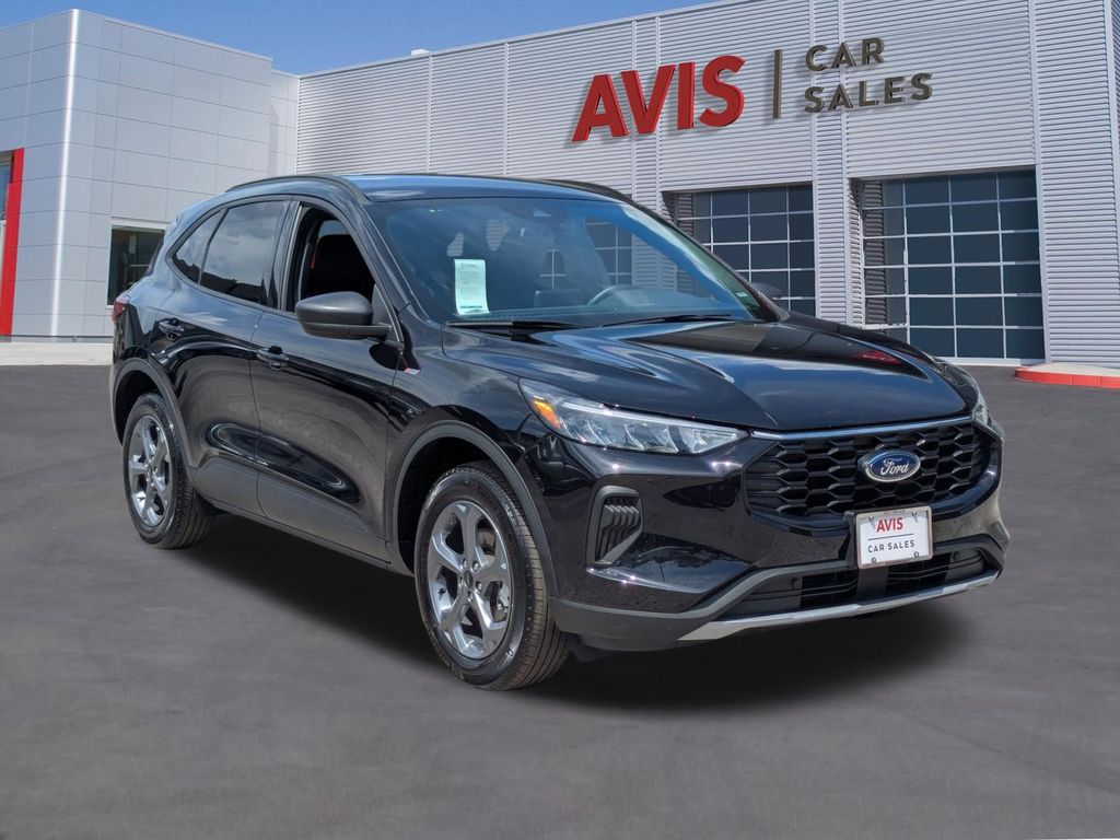 Thumbnail: 2025 Ford Escape - 3
