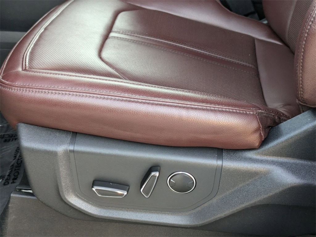 Thumbnail: 2024 Ford Expedition - 15