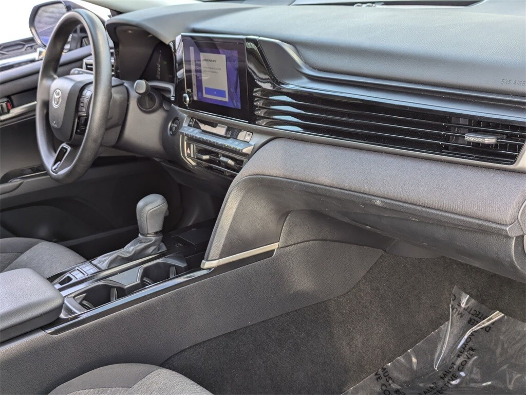 Thumbnail: 2025 Toyota Camry - 32