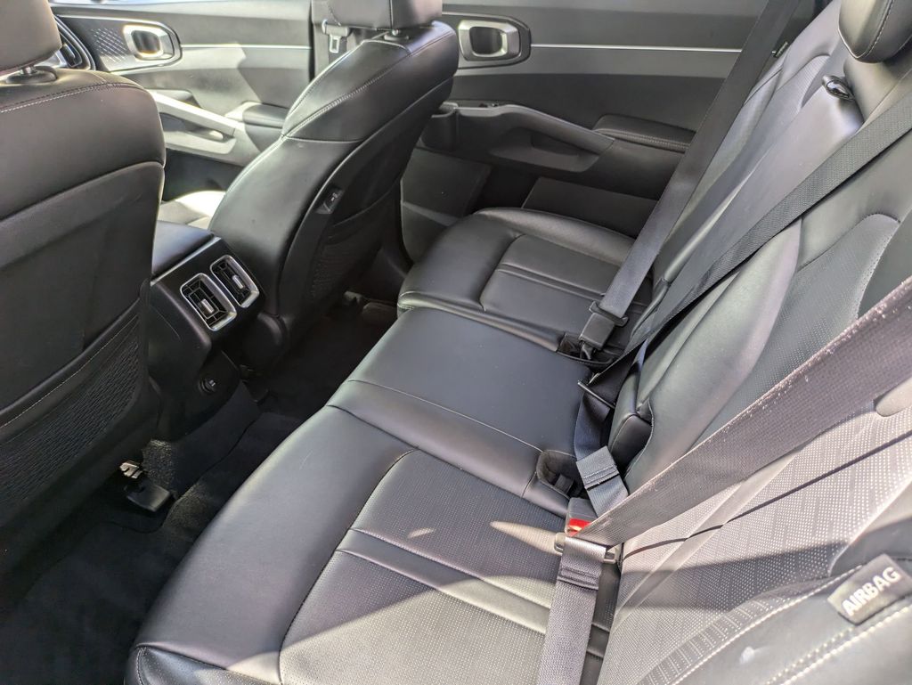 Thumbnail: 2024 Kia Sorento - 27