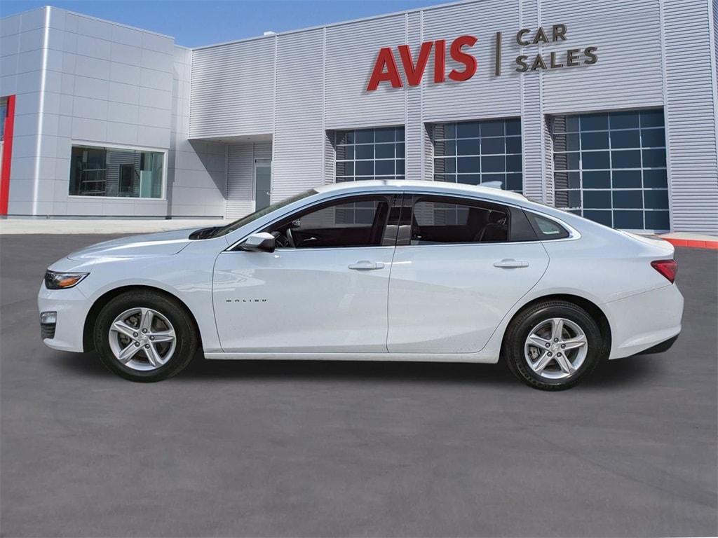 Thumbnail: 2023 Chevrolet Malibu - 10