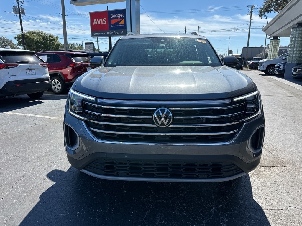 Certified 2025 Volkswagen Atlas 2.0T SE w/Technology SUV