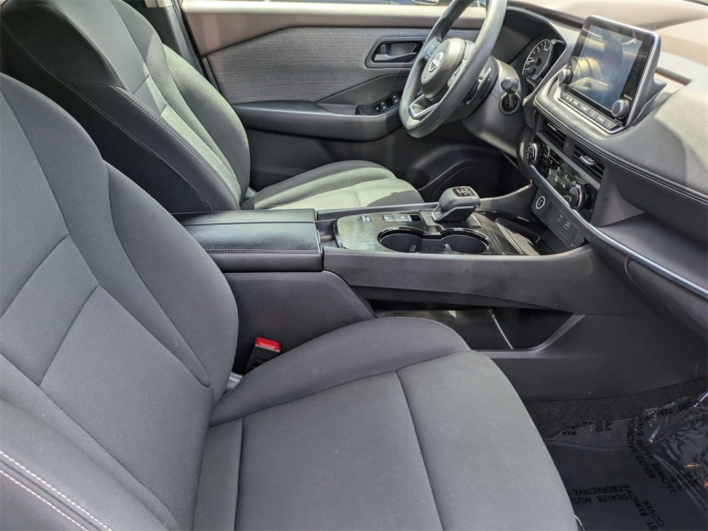 2023 Nissan Rogue S 27