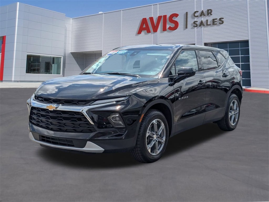 Thumbnail: 2023 Chevrolet Blazer - 1