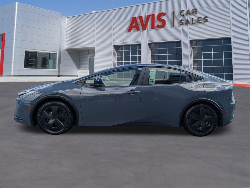 Thumbnail: 2024 Toyota Prius - 8