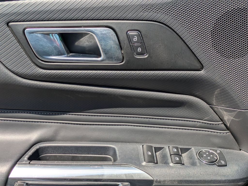 Thumbnail: 2025 Ford Mustang - 13