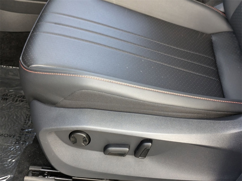 Thumbnail: 2024 Volkswagen Tiguan - 15