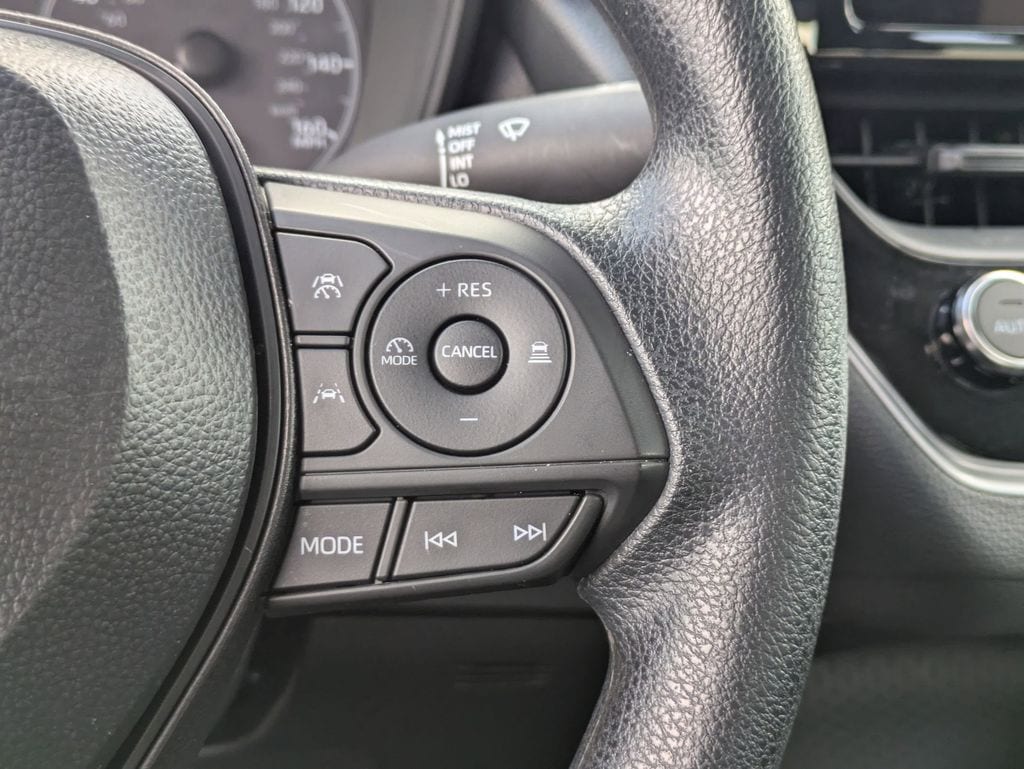 Thumbnail: 2025 Toyota Corolla - 21