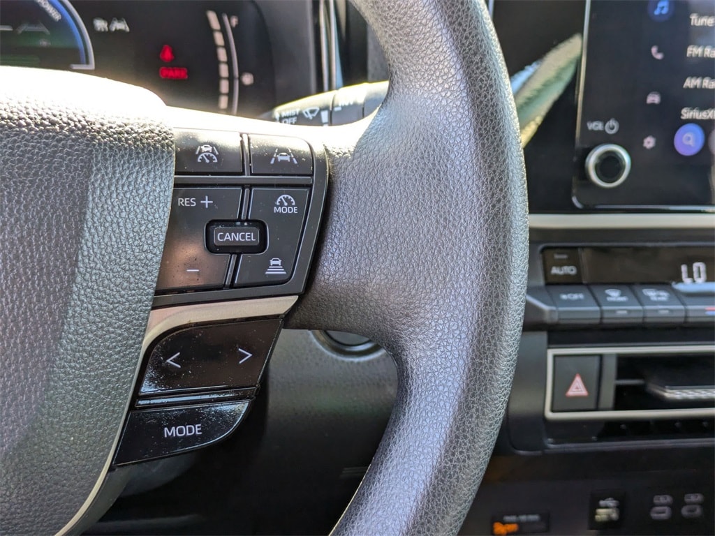 Thumbnail: 2025 Toyota Camry - 21