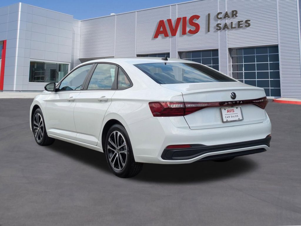 Thumbnail: 2025 Volkswagen Jetta - 9