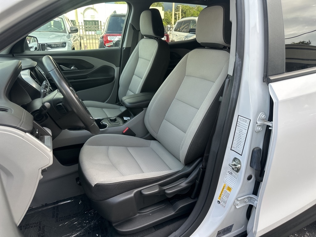 Thumbnail: 2024 GMC Terrain - 17