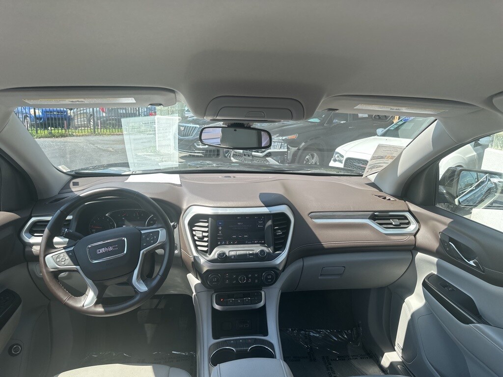Thumbnail: 2023 GMC Acadia - 11