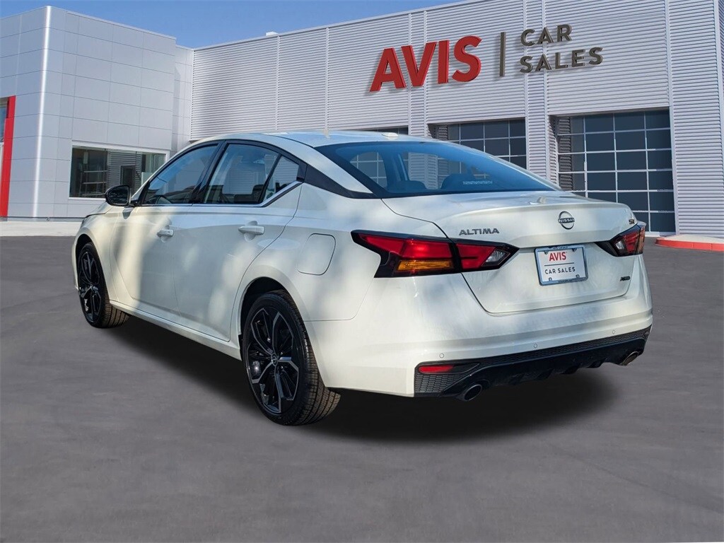 Thumbnail: 2025 Nissan Altima - 9