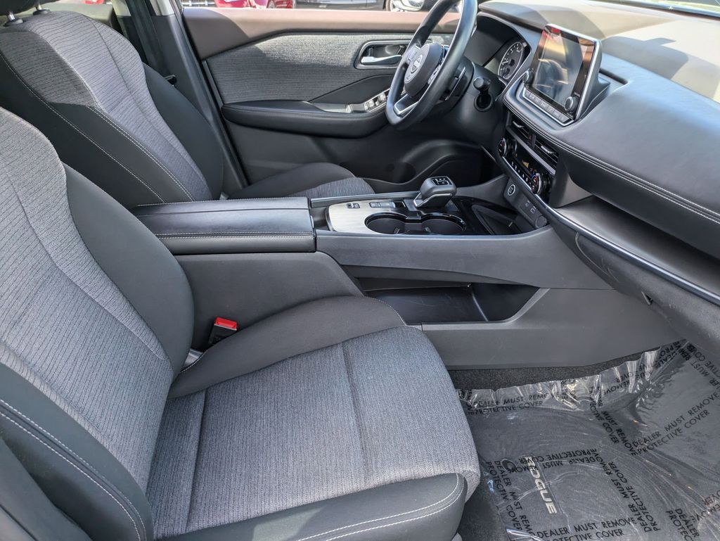 Thumbnail: 2023 Nissan Rogue - 30