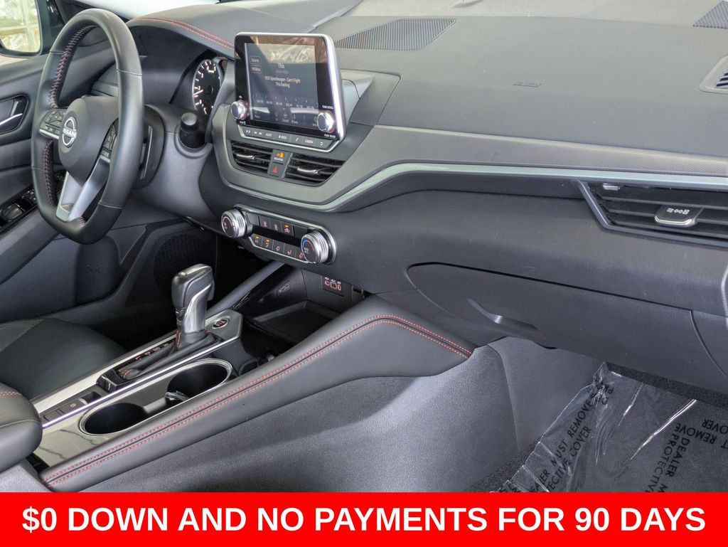 2025 Nissan Altima SR - Photo 31