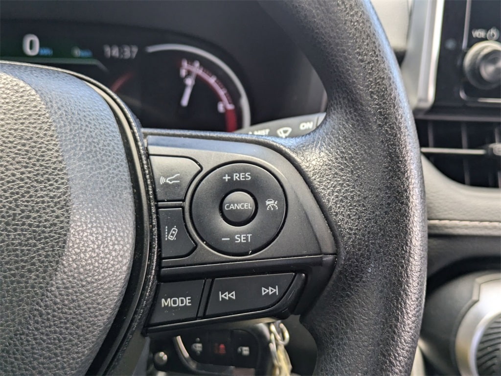 Thumbnail: 2023 Toyota RAV4 - 21