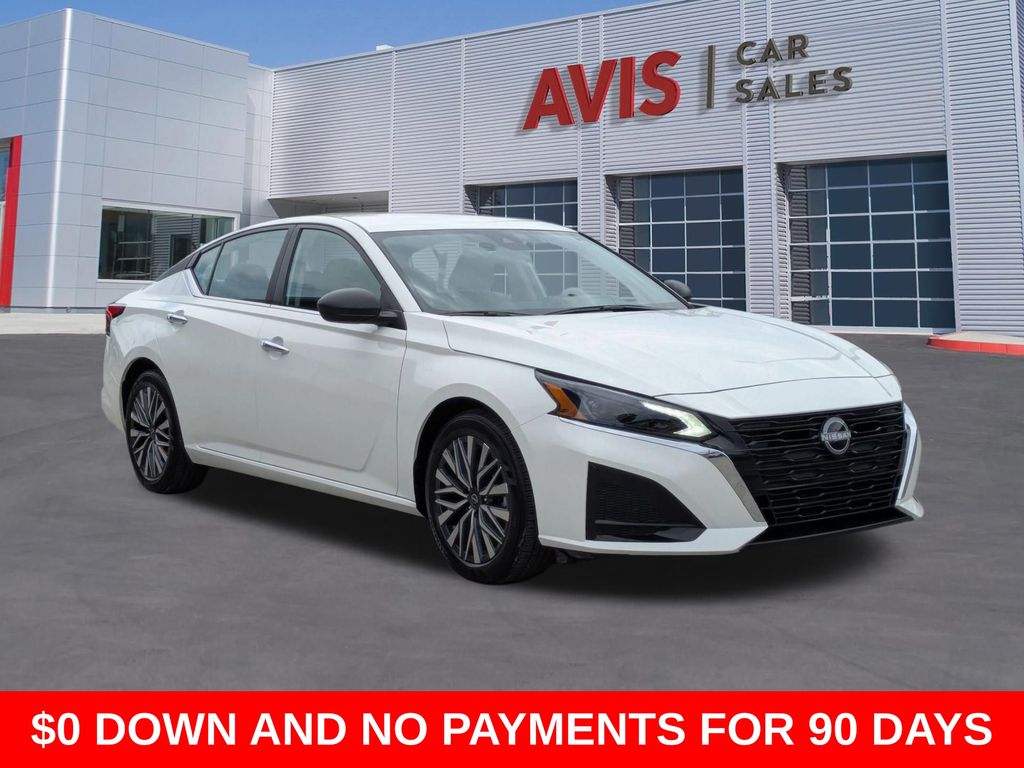 Thumbnail: 2025 Nissan Altima - 3
