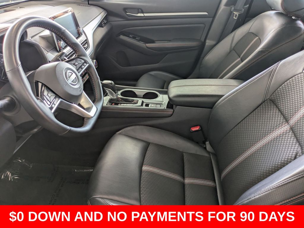 2025 Nissan Altima SR - Photo 23