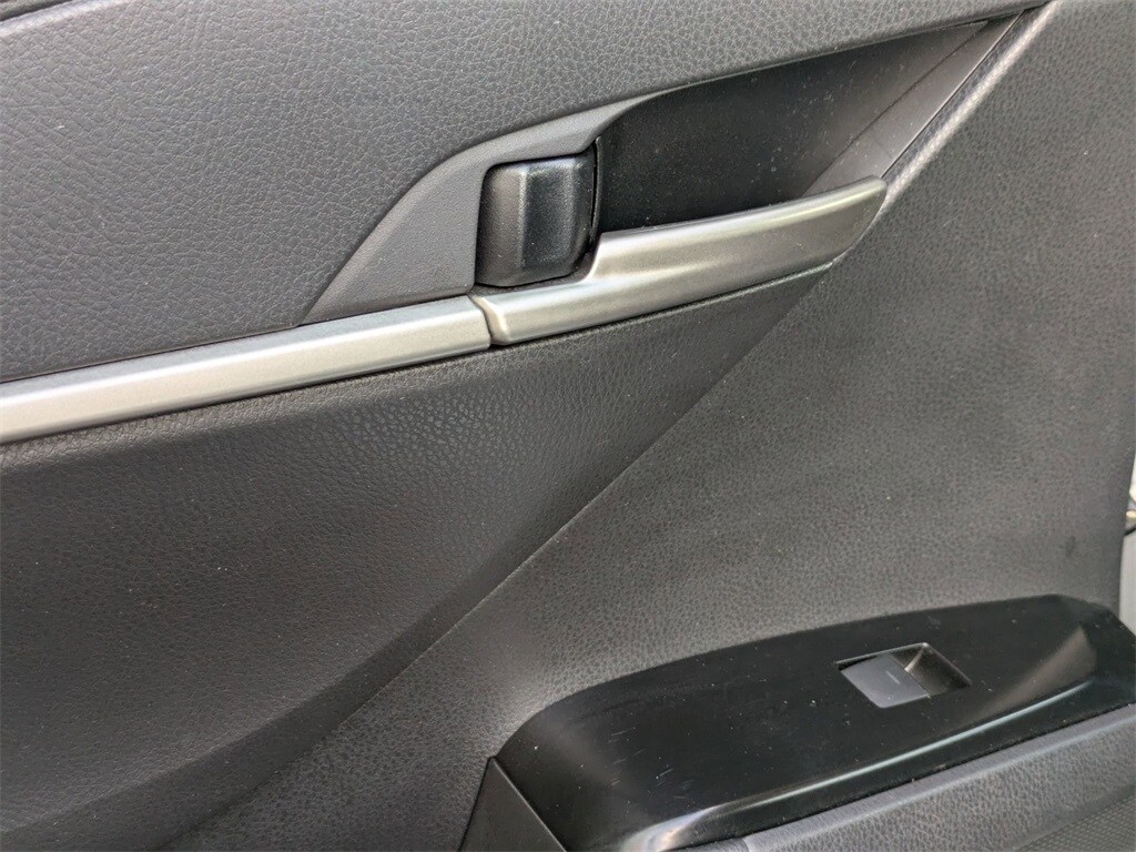 Thumbnail: 2025 Toyota Camry - 27