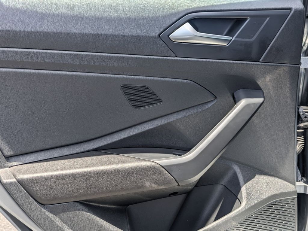 Thumbnail: 2025 Volkswagen Jetta - 25