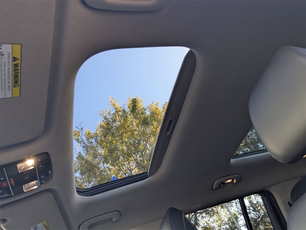 Thumbnail: 2025 Hyundai Santa Fe - 21