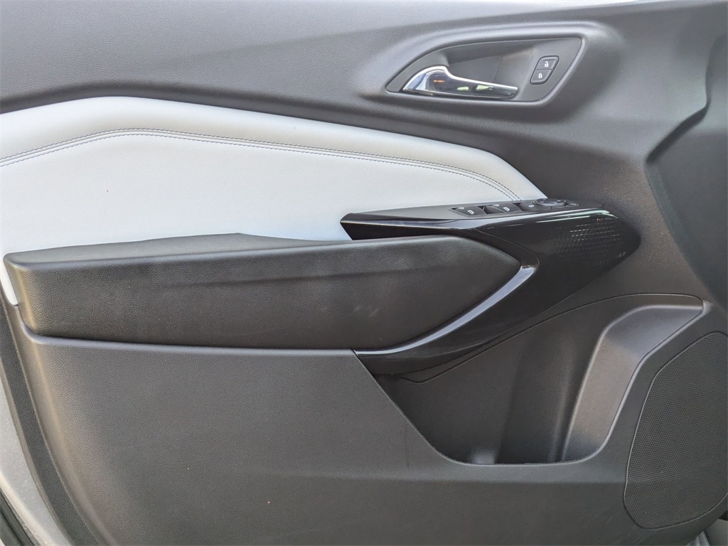 Thumbnail: 2025 Chevrolet Trax - 9