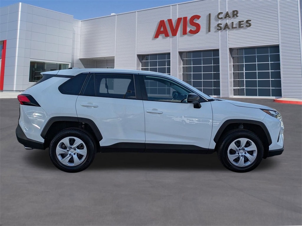 Thumbnail: 2024 Toyota RAV4 - 5