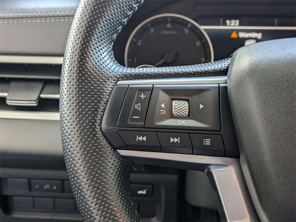 Thumbnail: 2024 Mitsubishi Outlander - 20