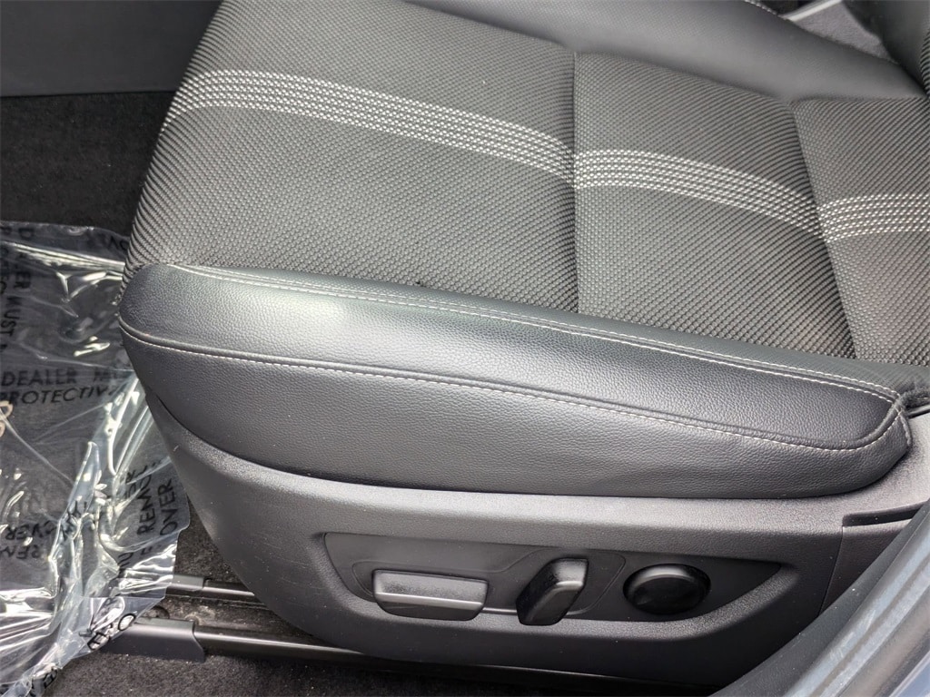 Thumbnail: 2024 Mazda CX-50 - 15