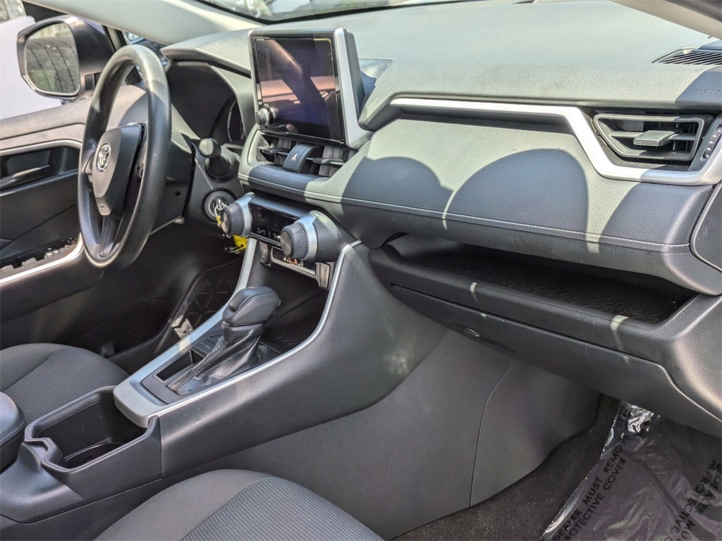 Thumbnail: 2023 Toyota RAV4 - 29