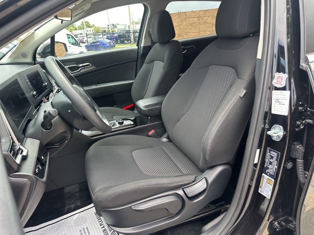 Thumbnail: 2023 Kia Sportage - 10