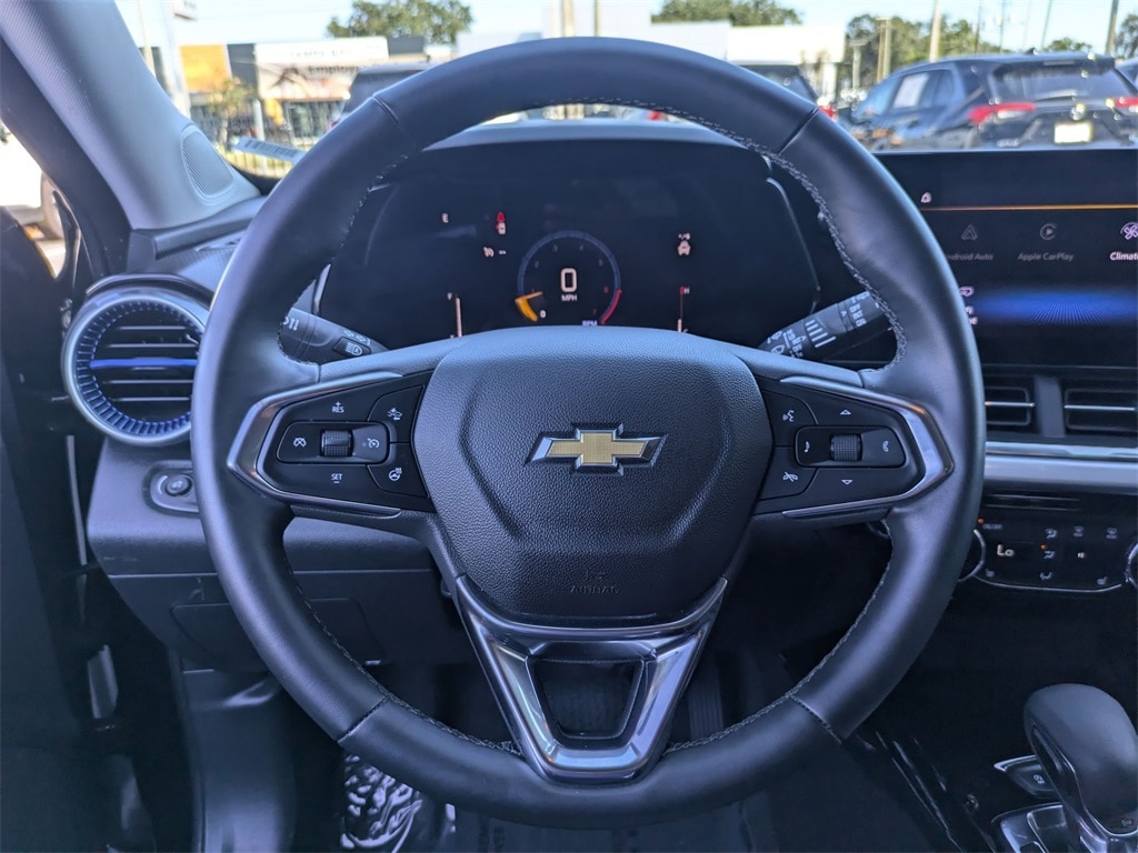 Thumbnail: 2025 Chevrolet Trax - 21