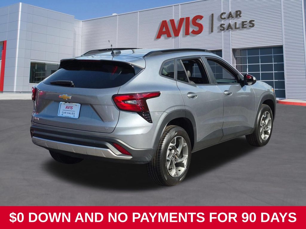 Thumbnail: 2025 Chevrolet Trax - 6