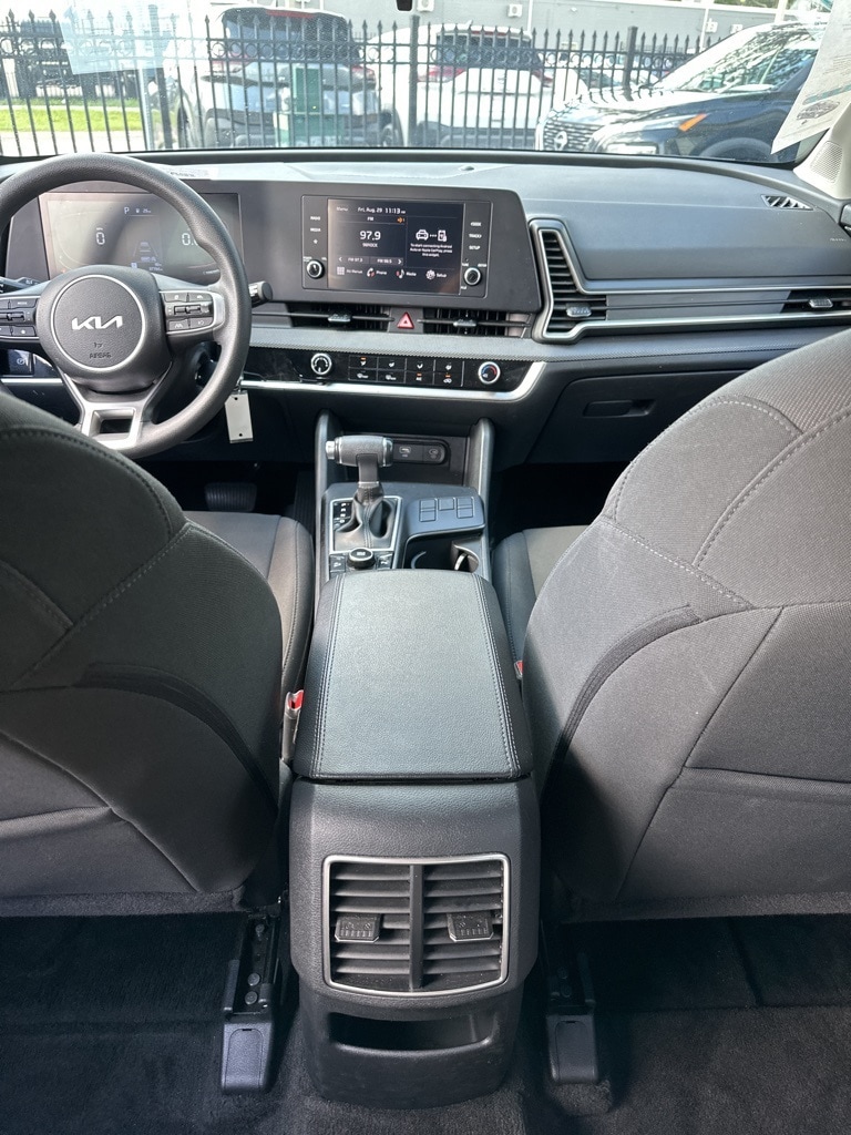 Thumbnail: 2024 Kia Sportage - 17