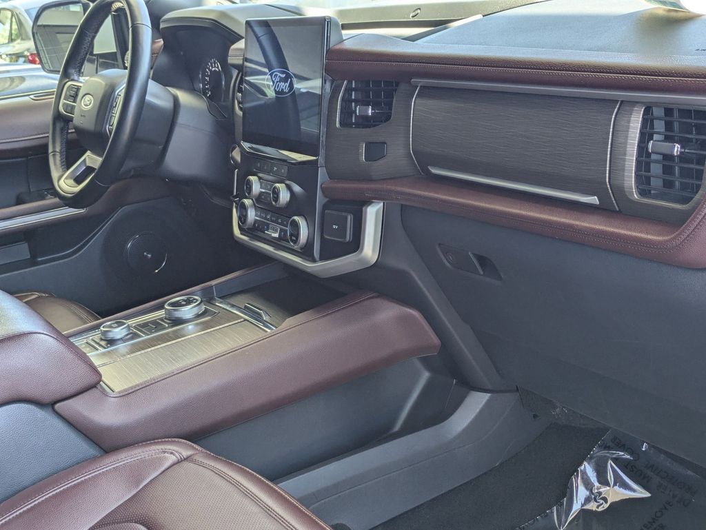 Thumbnail: 2024 Ford Expedition - 33