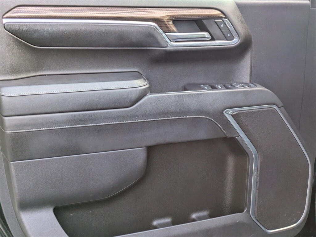 Thumbnail: 2024 Chevrolet Silverado 1500 - 9