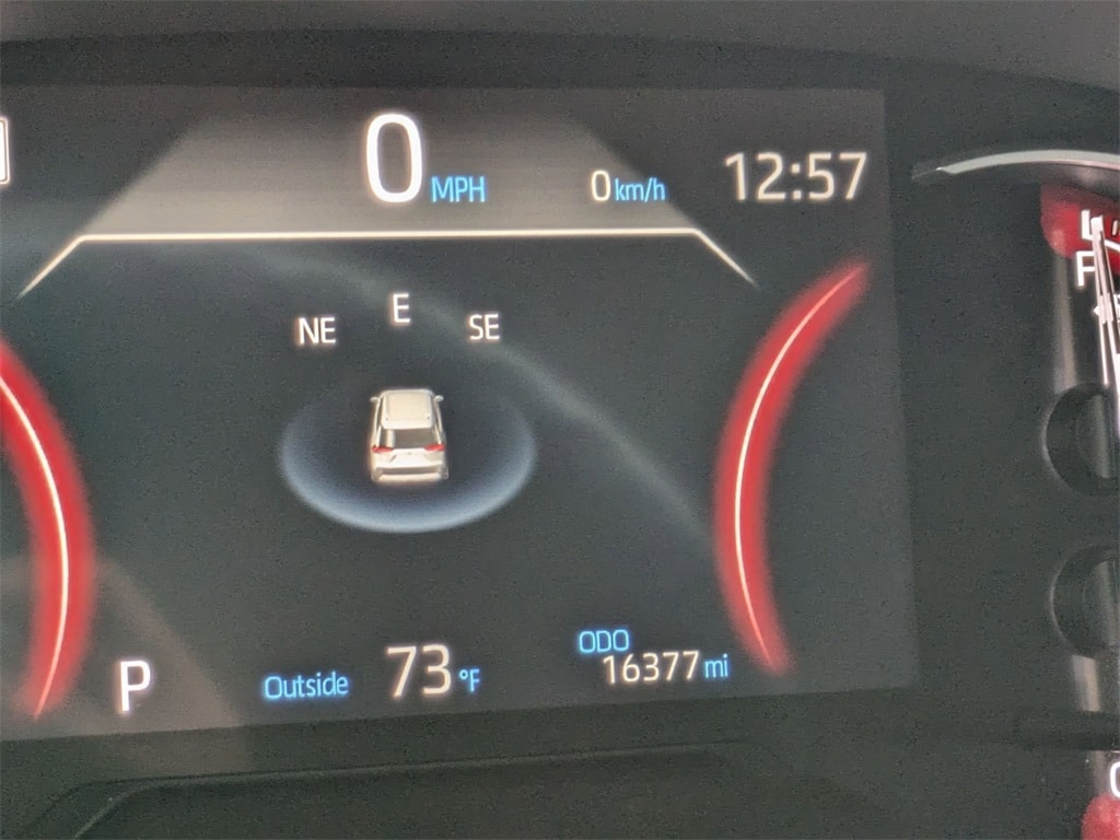 Thumbnail: 2025 Toyota RAV4 - 16