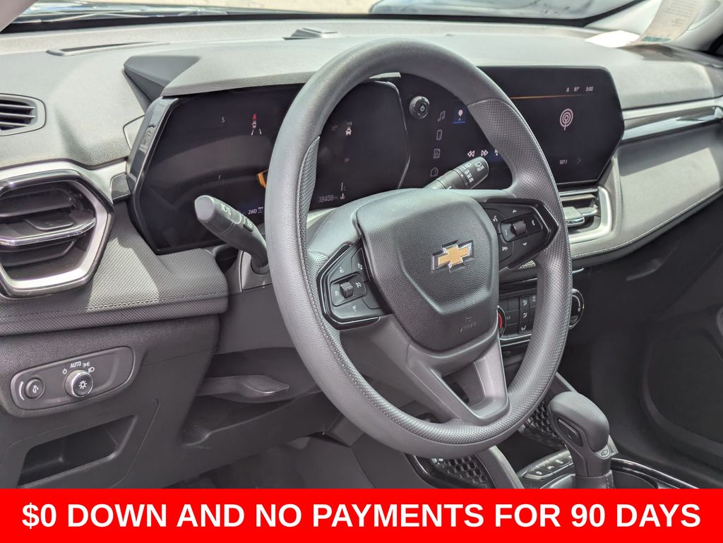Thumbnail: 2025 Chevrolet TrailBlazer - 15