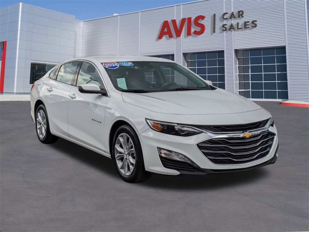 2024 Chevrolet Malibu 1LT photo 3