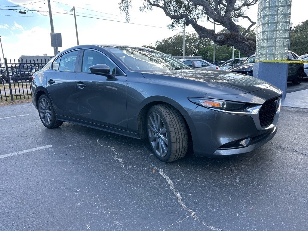 2025 Mazda Mazda3 2.5 s Preferred photo 3