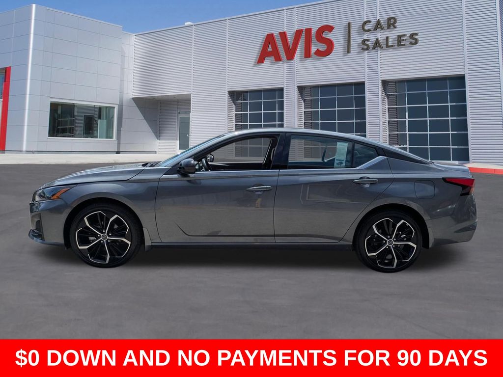 Thumbnail: 2025 Nissan Altima - 10