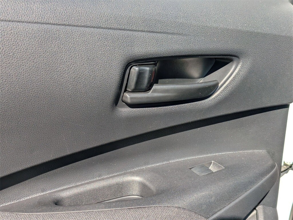 Thumbnail: 2025 Toyota Corolla - 26