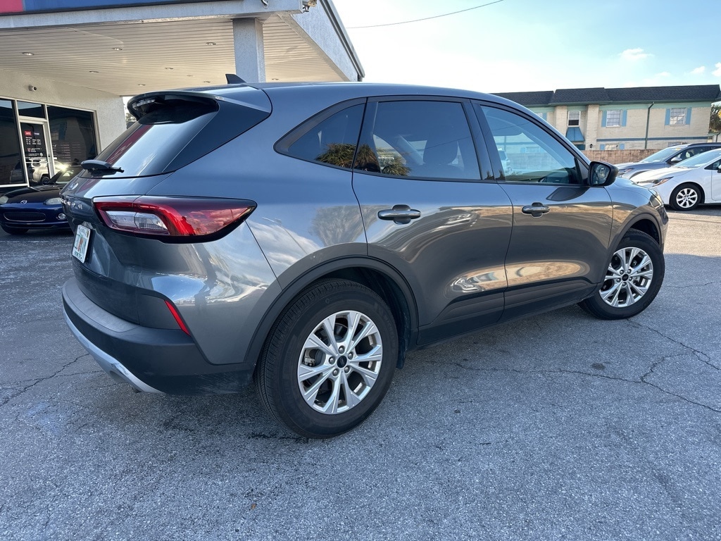 Thumbnail: 2025 Ford Escape - 5